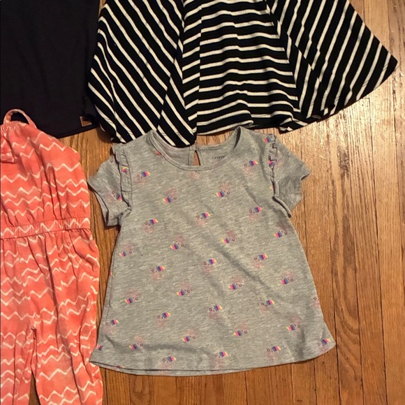 Assorted Kids Casual Clothes. 3 dresses, 1 romper, 1 legging and one tee - Picture 12 of 13